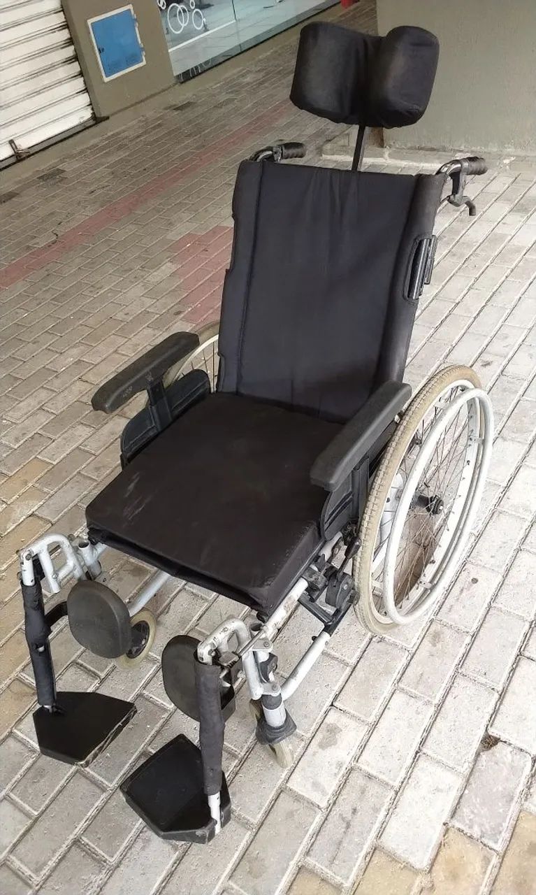 Cadeira de Rodas Confort - Foto 2