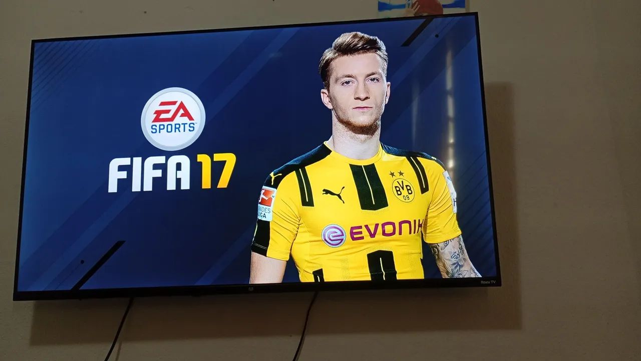 PS 4 com dois controles e jogos  - Foto 5