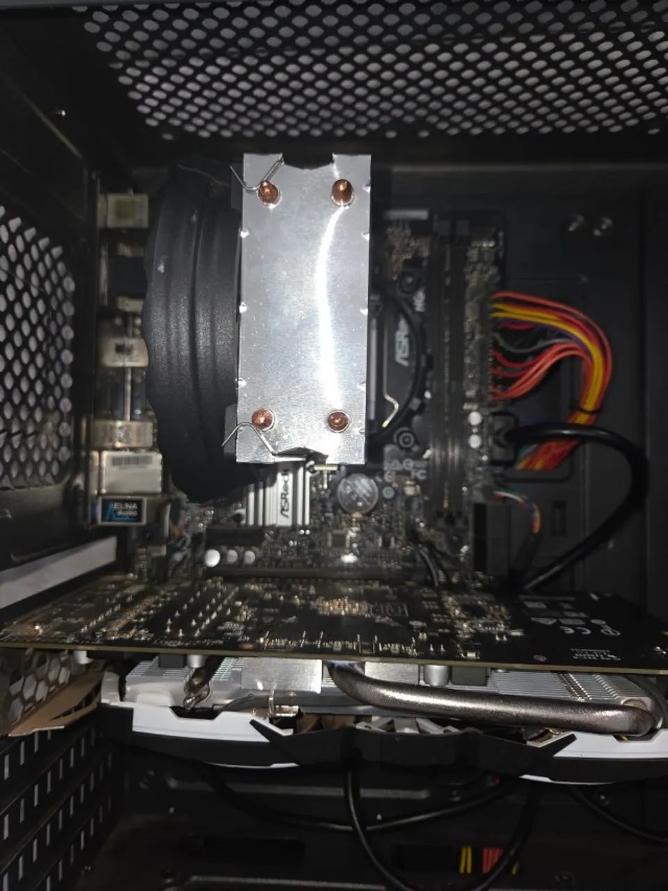 KIT PC GAMER BASE - i3 + H310 + Fonte + Gabinete + Cooler (LEIA DESCRIÇÃO)