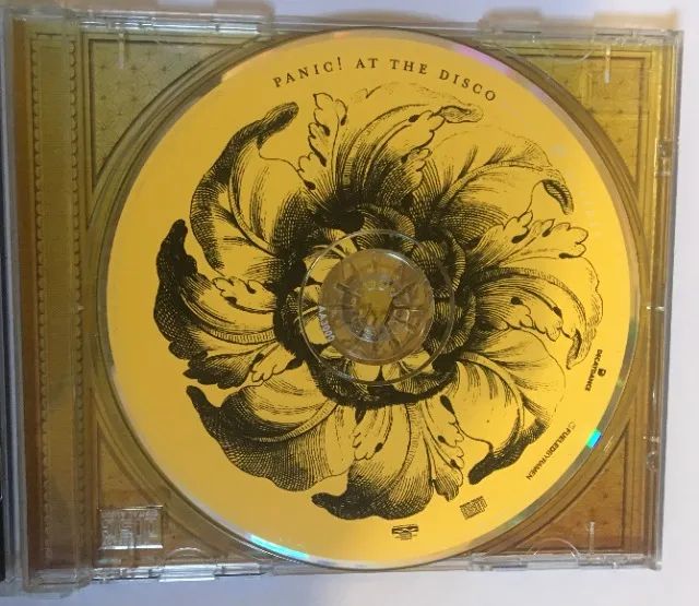 Cd Panic! At the Disco - Vices & Virtues (2011) - Foto 2