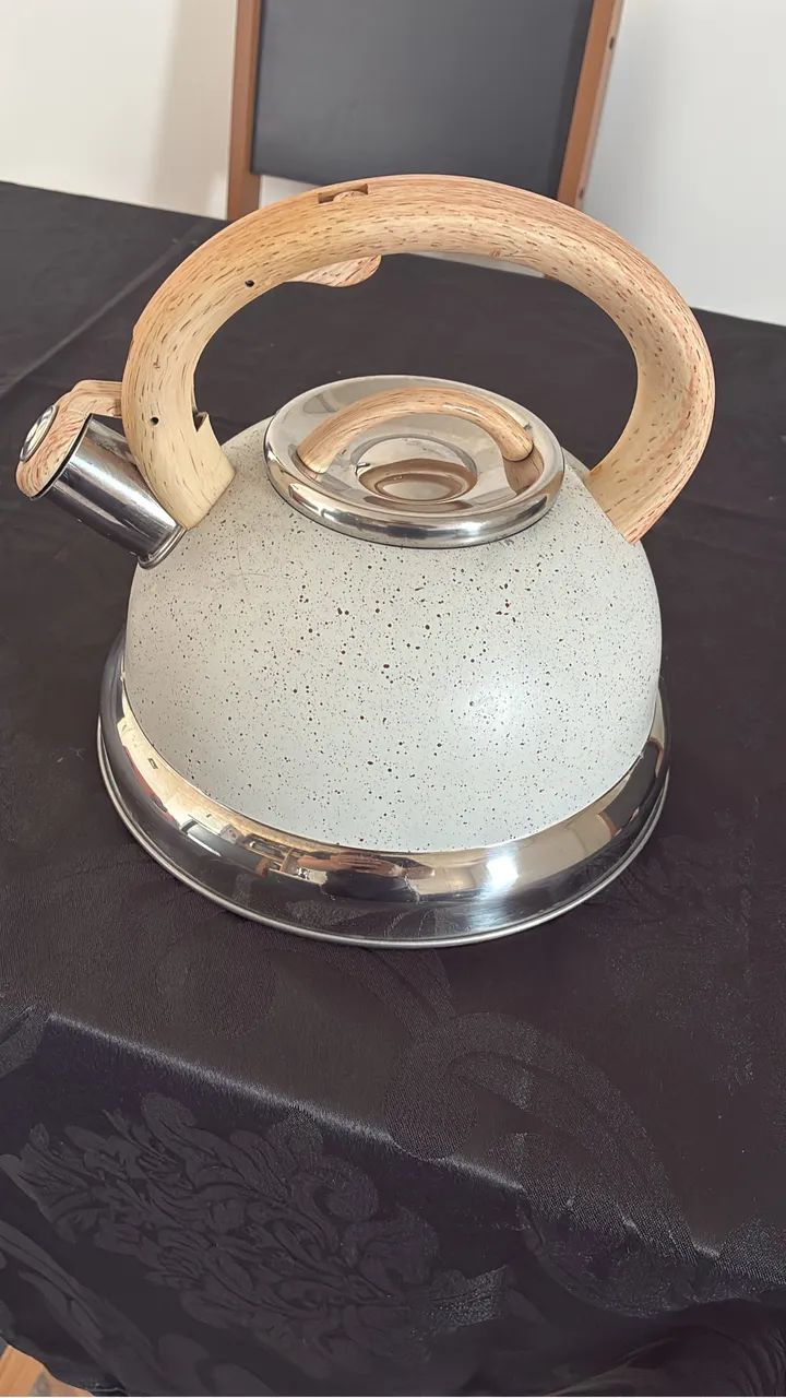 Chaleira brinox 2,7lt - Foto 3