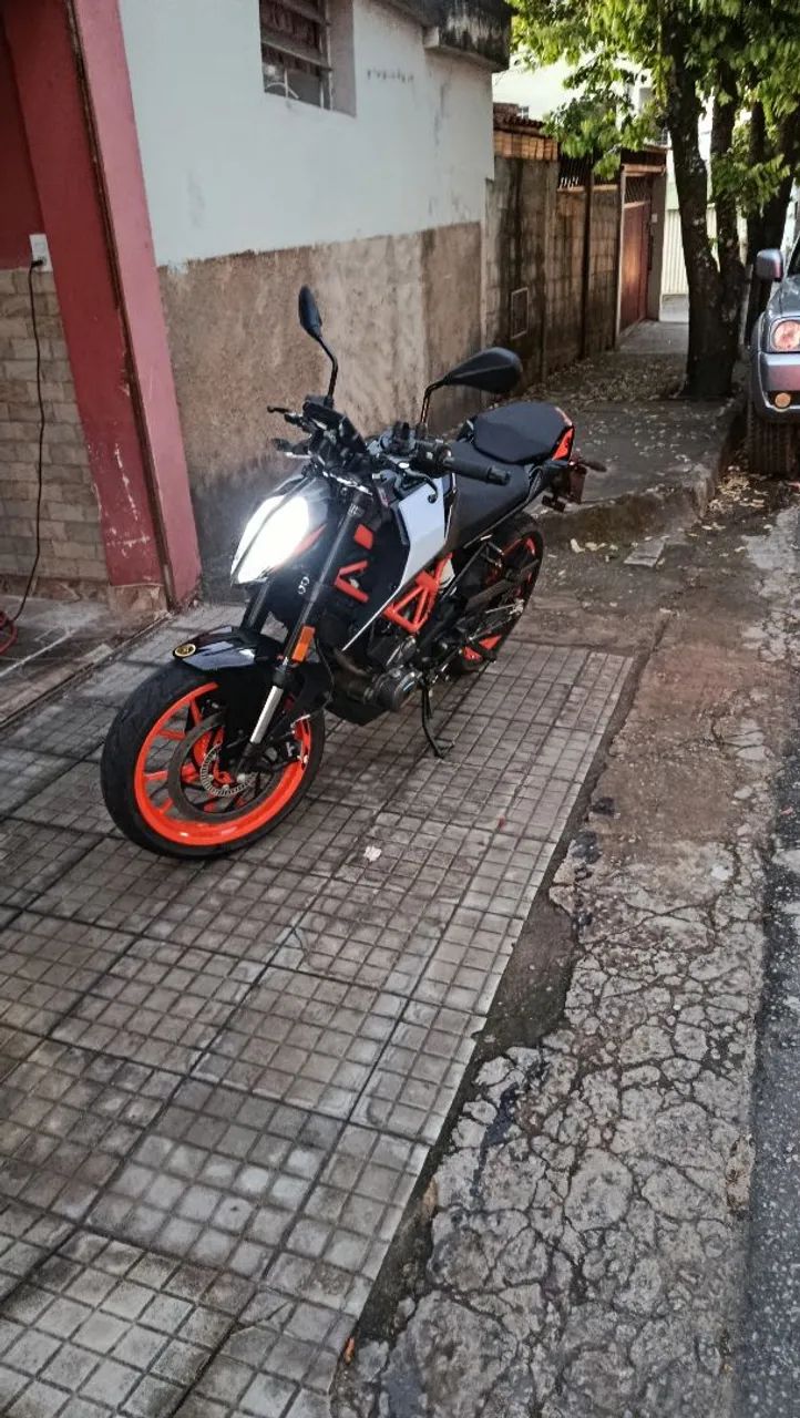 KTM DUKE 390