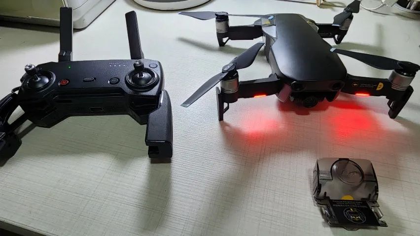 Drone Mavic Air Fly More Combo pouco uso completo e em perfeito funcionamento e 2 brindes - Foto 4