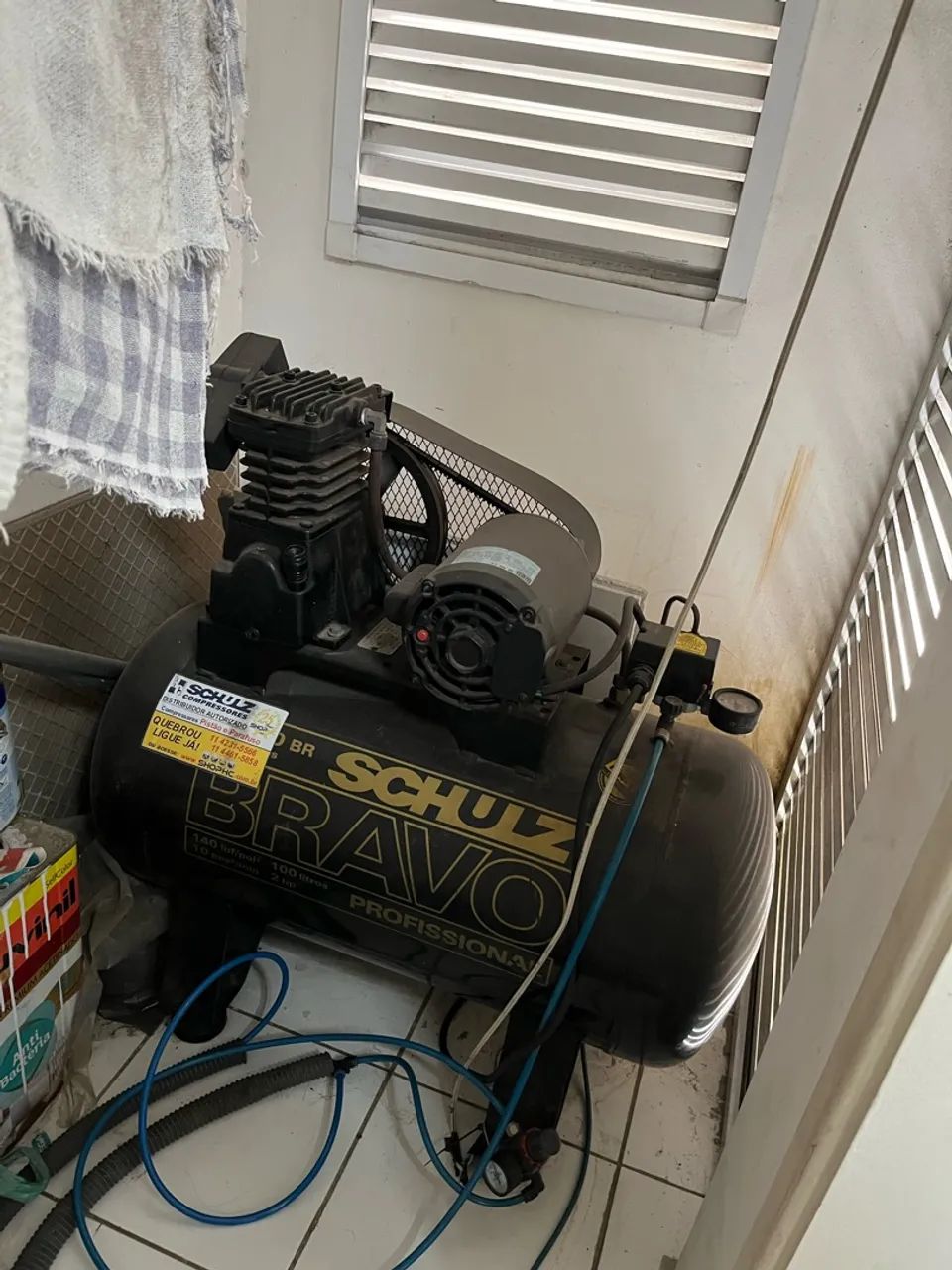 Compressor odontológico 