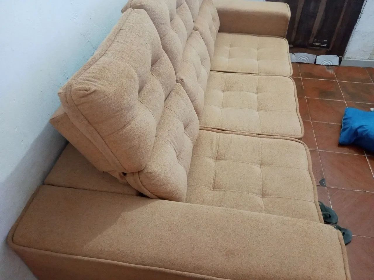 Vendo um sofá novo  - Foto 2