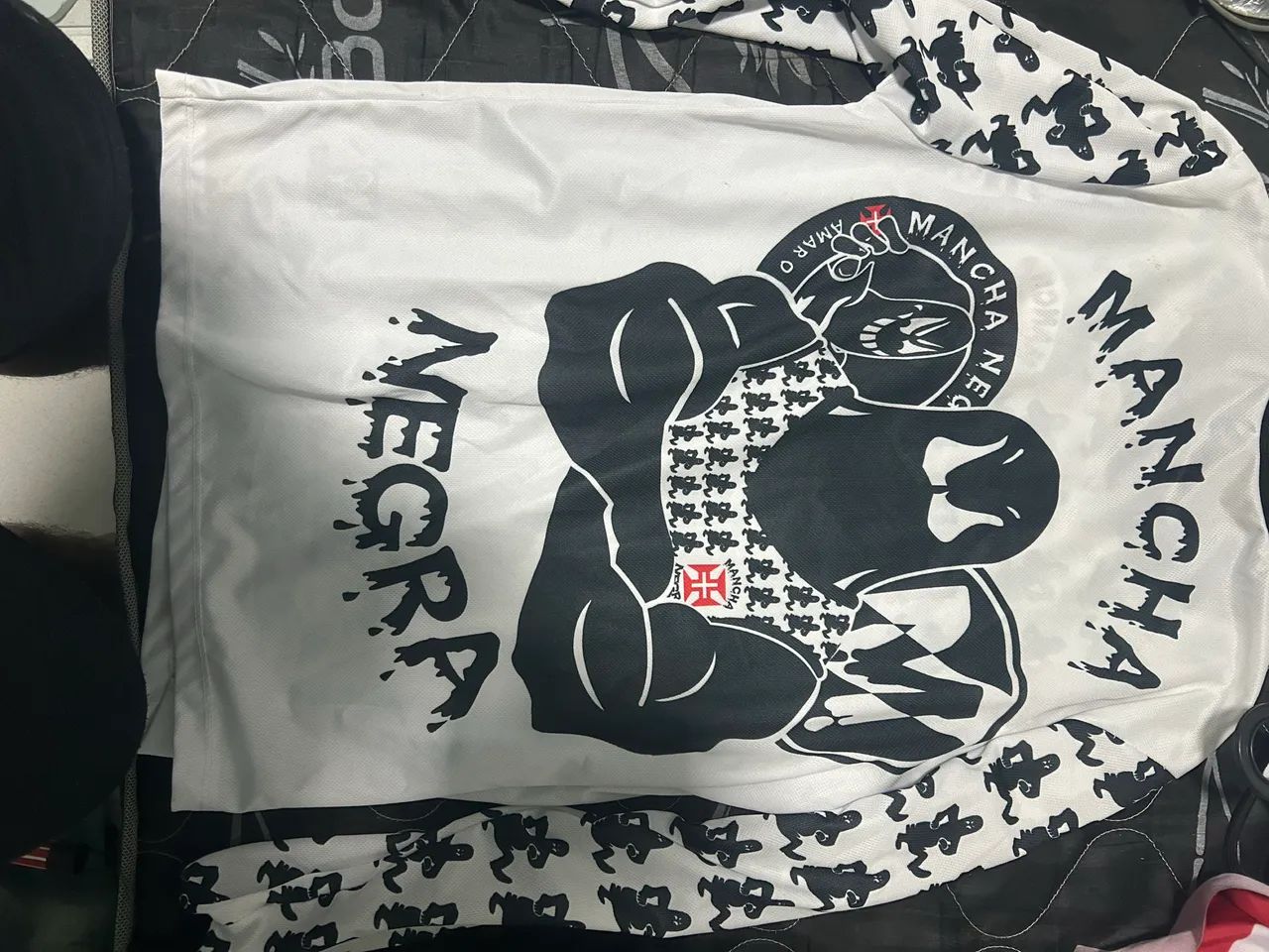 camisa manga longa mancha negra padrão - Foto 2