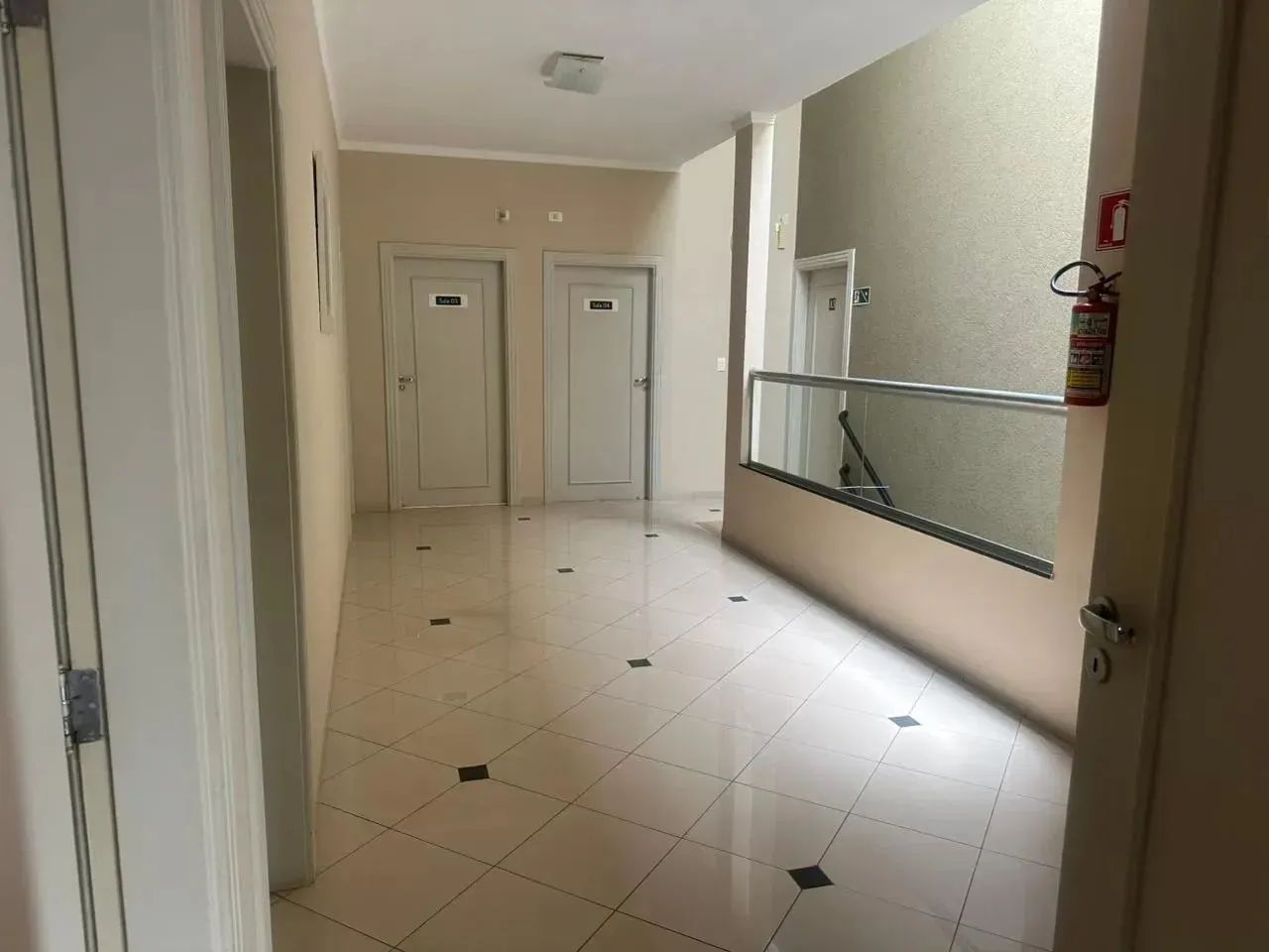 Sala/Conjunto para aluguel possui 150 metros quadrados - Foto 9