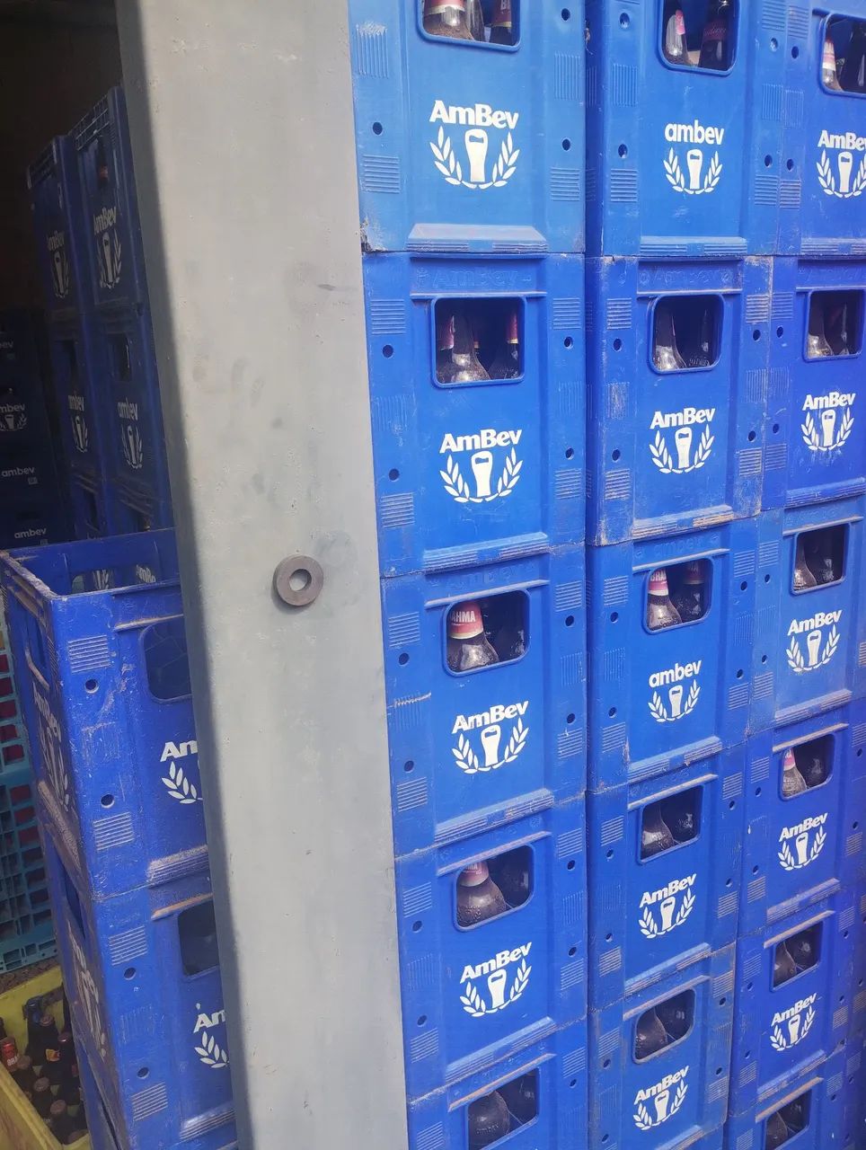 vendo caixas de litrão AmBev  - Foto 2