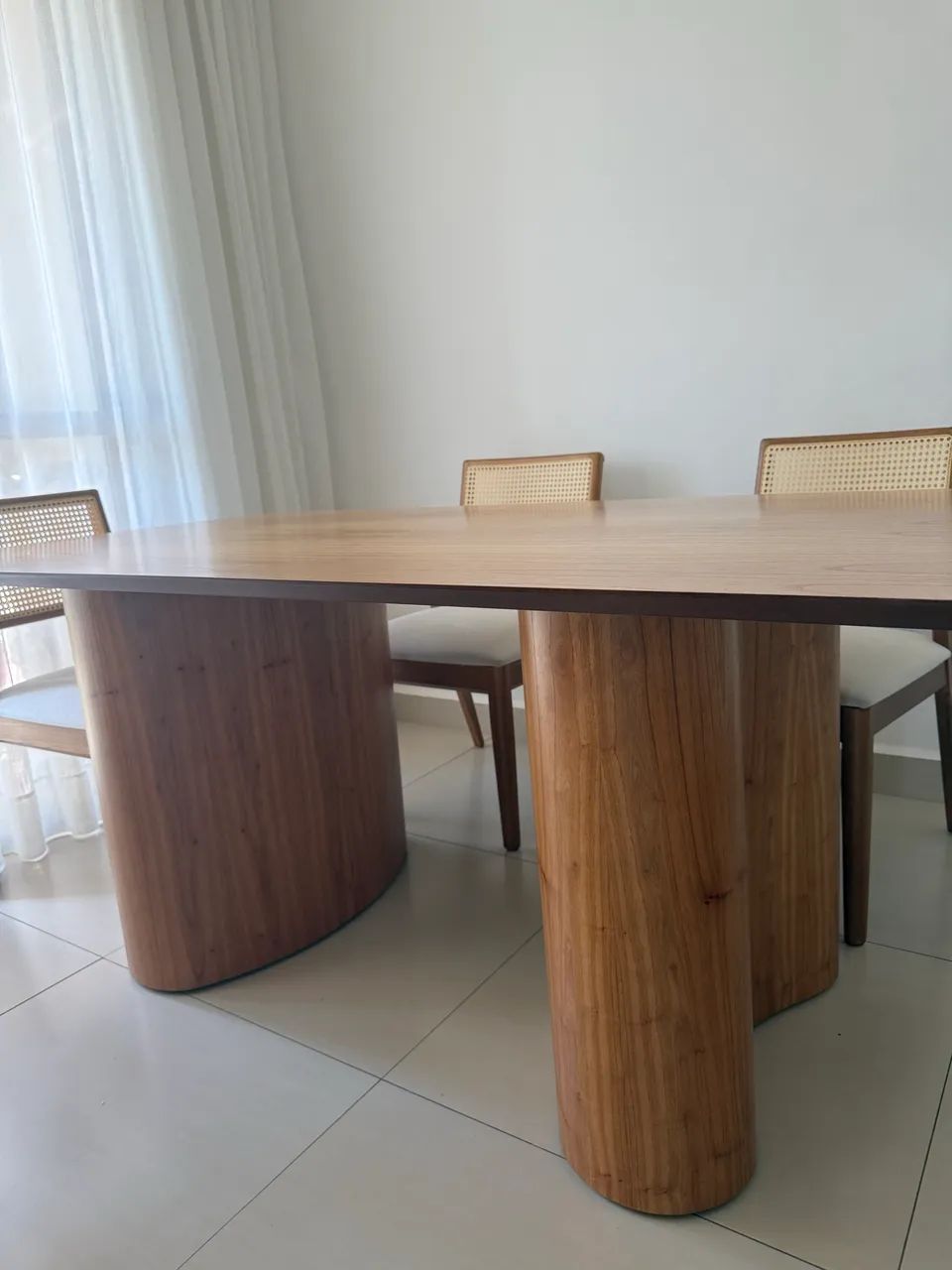 Mesa em madeira 6 lugares - Foto 2