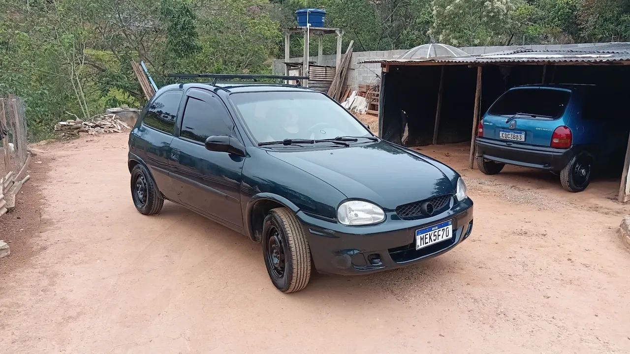 Chevrolet Corsa Corsa Wind 1.0 MPF/MilleniumI/ EFI 4p 2001