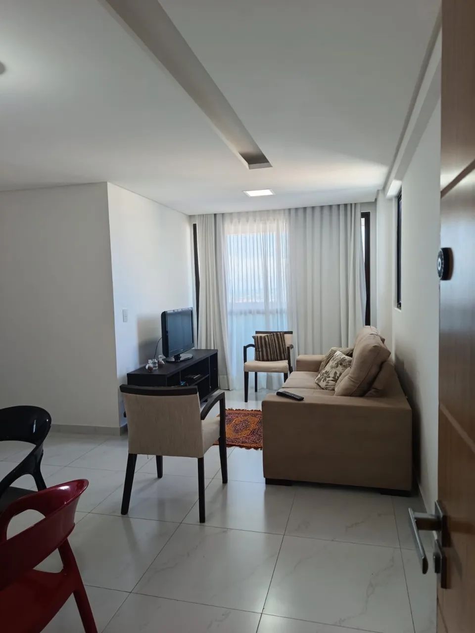 Alugo Apartamento Décimo Quarto Andar excelente localização! - Foto 5