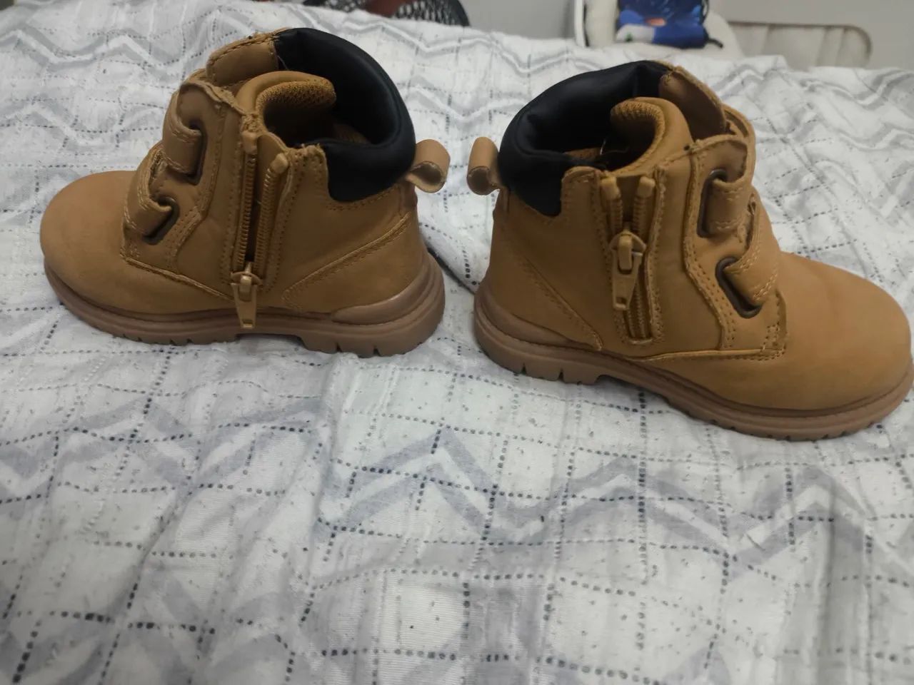 Bota Carter's  - Foto 3