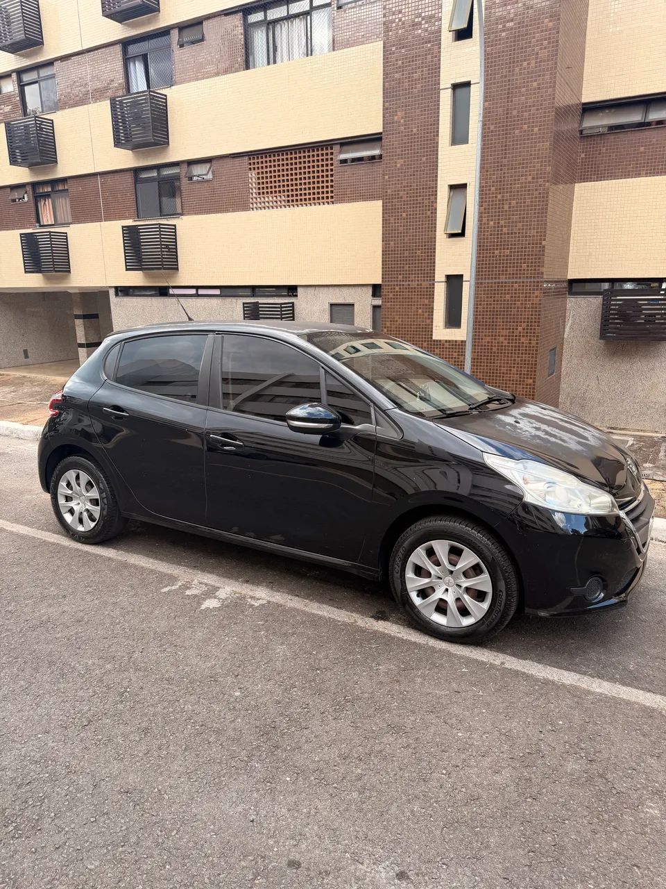 Peugeot 208 208 Active/Active Pack 1.5 Flex 8V 5p 2014