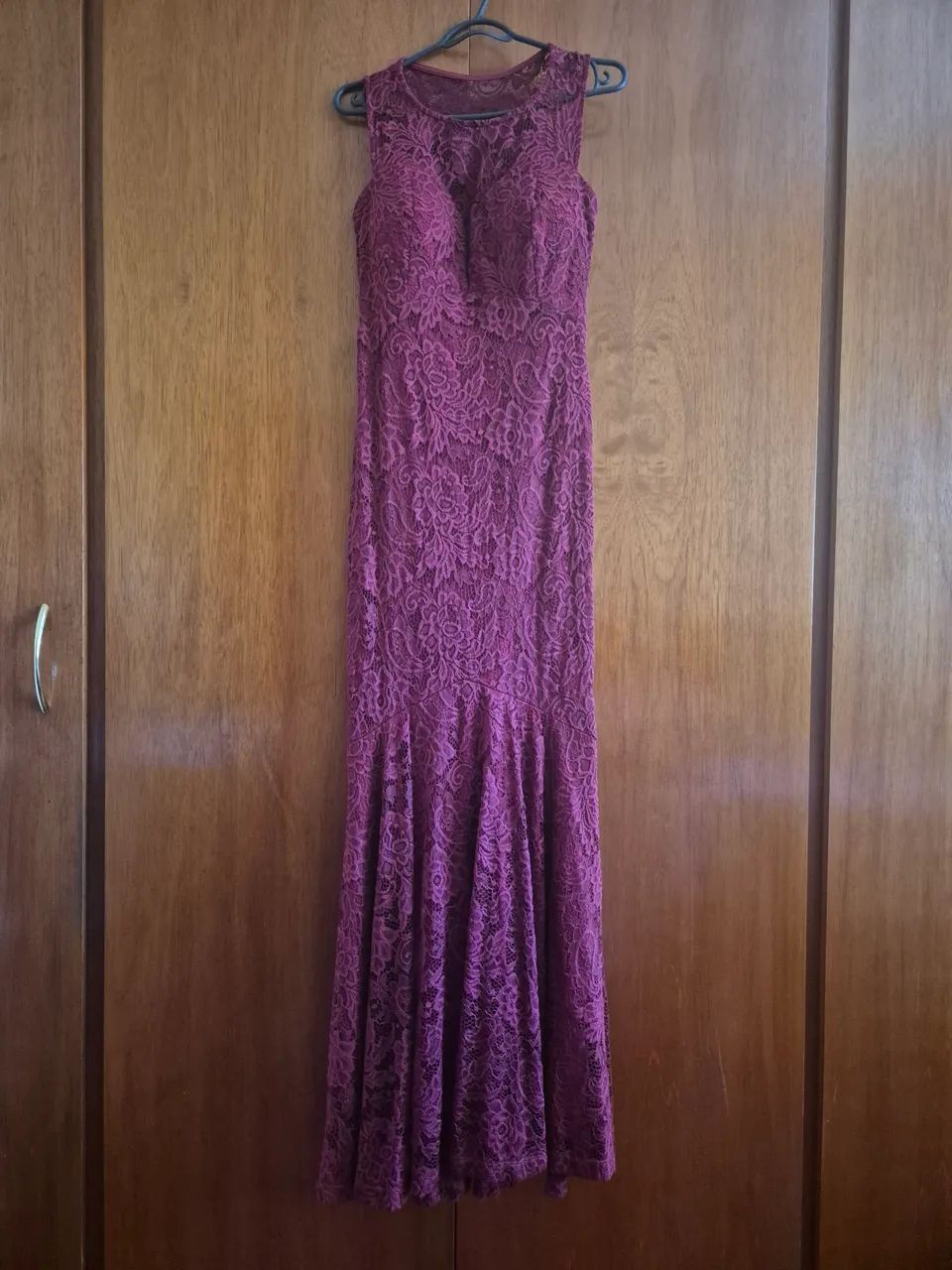 Vestido longo de renda modelo sereia - Foto 4