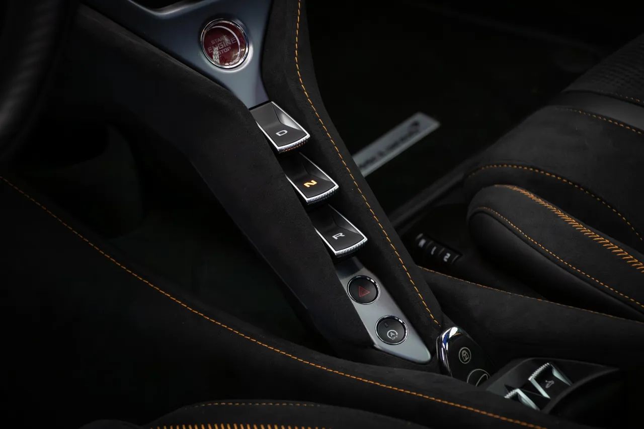 McLaren 750S Spider 4.0 Bi-Turbo V8 2p, foto 16 de 20