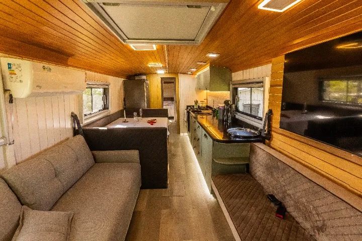 MOTORHOME dos sonhos a venda! Casa sobre rodas todo equipado para 9 pessoas! - Foto 11