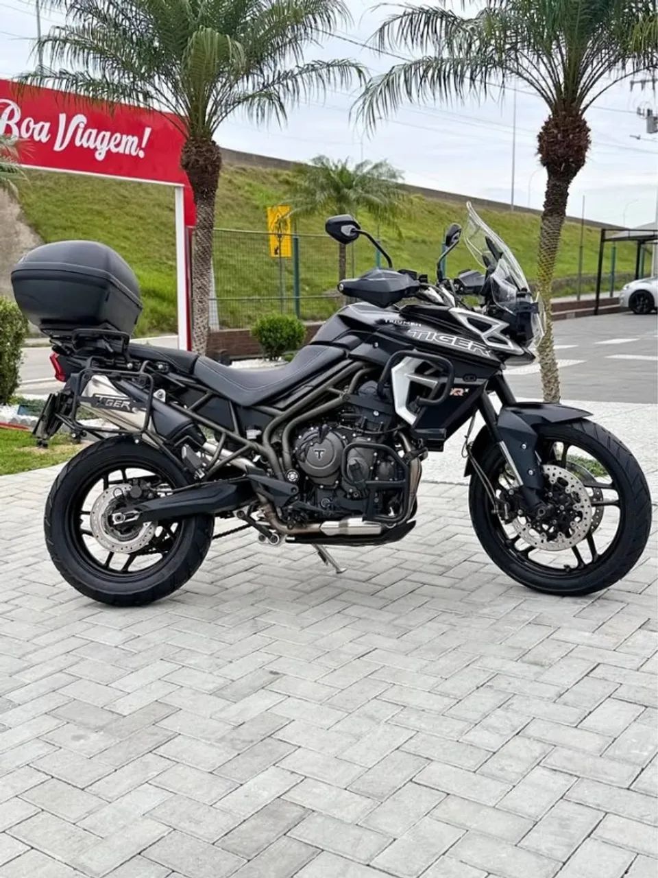TIGER 800 XRX IMPECAVEL