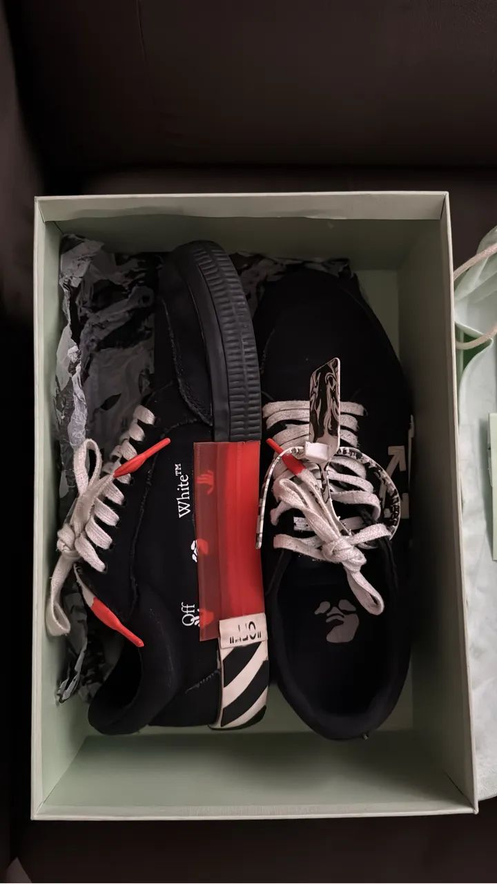 Tênis Off-White Vulcanized Low Black White Arrow - Foto 3