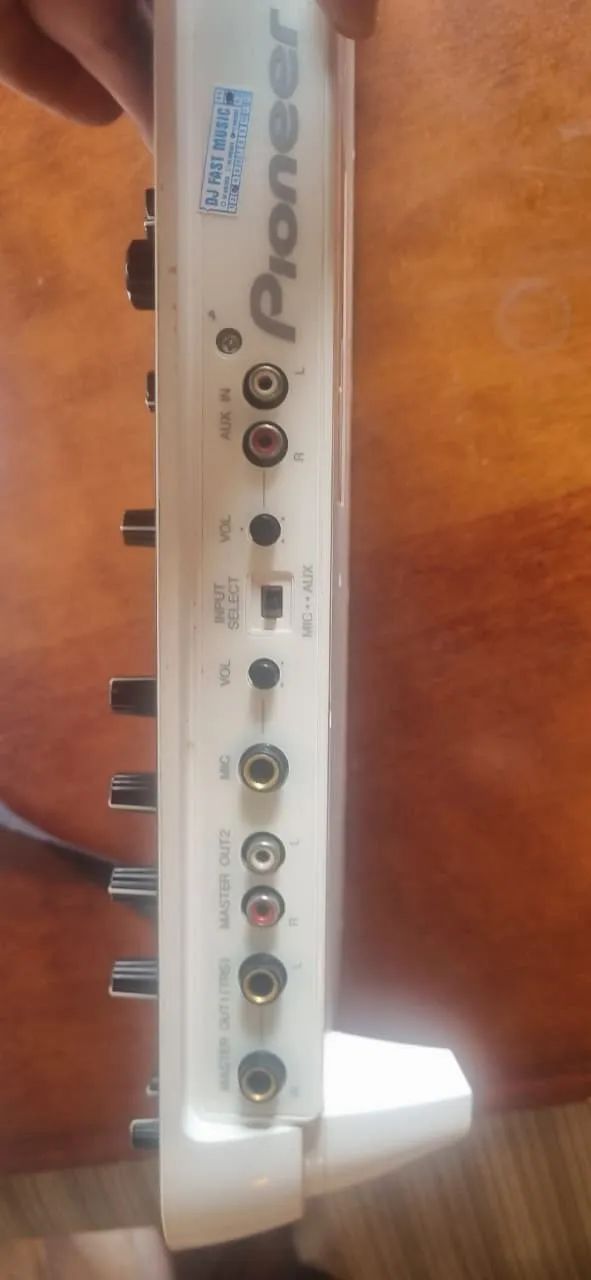  Controladora Pioneer DDJ ERGO - Estado de nova - Foto 3