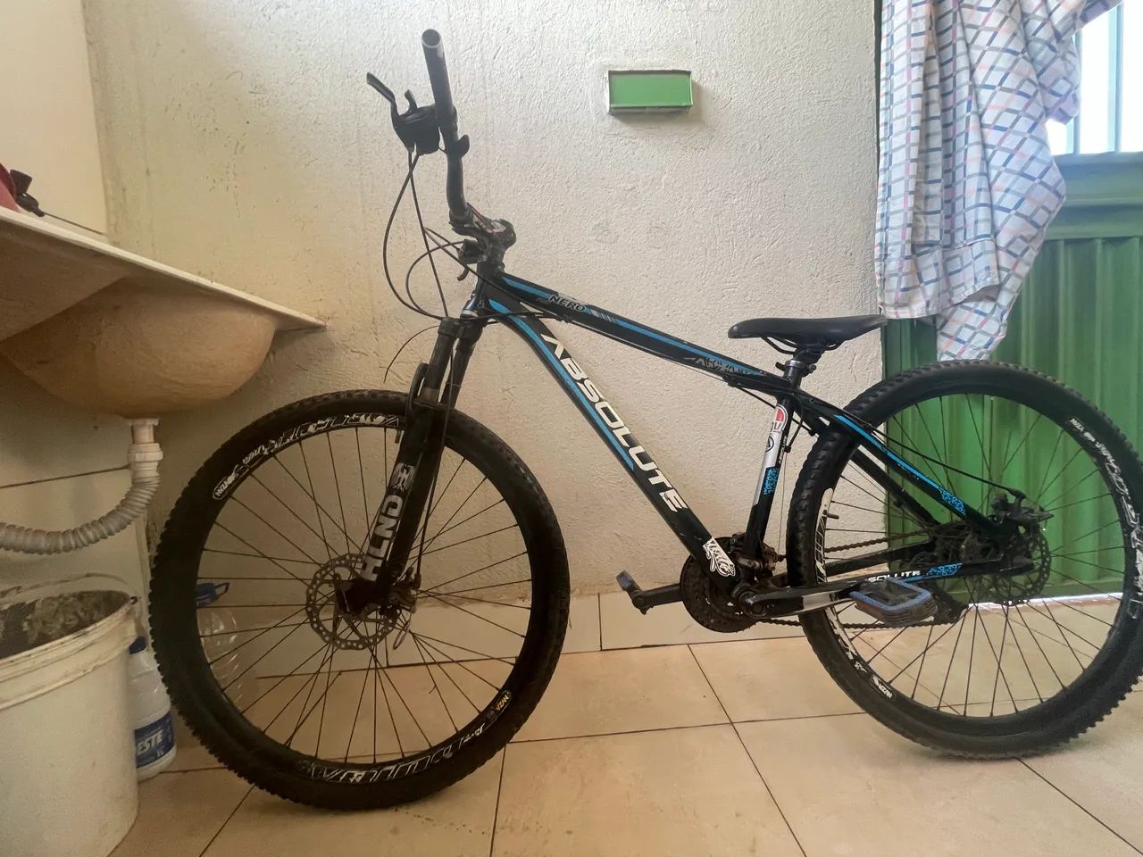 Bicicleta Absolute Nero Aro 29 - Freio a Disco e Câmbio Shimano - Foto 3