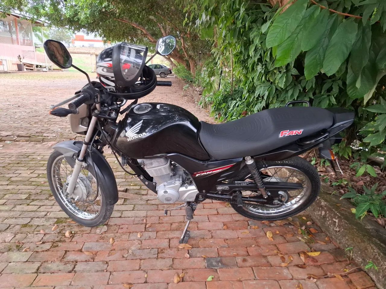 Vendo Fan125i - Bem conservada - Foto 3