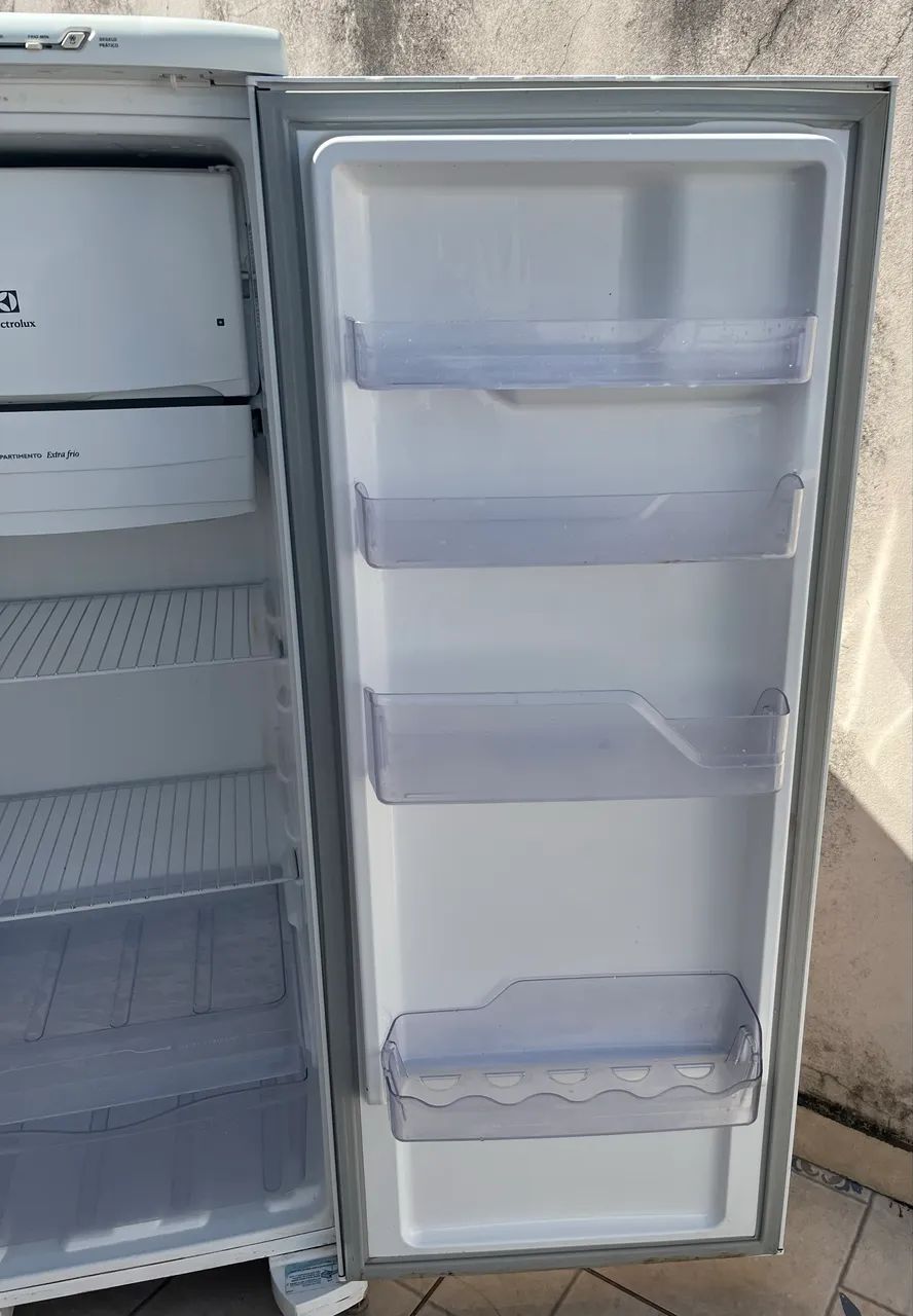 Geladeira Eletrolux  - Foto 4