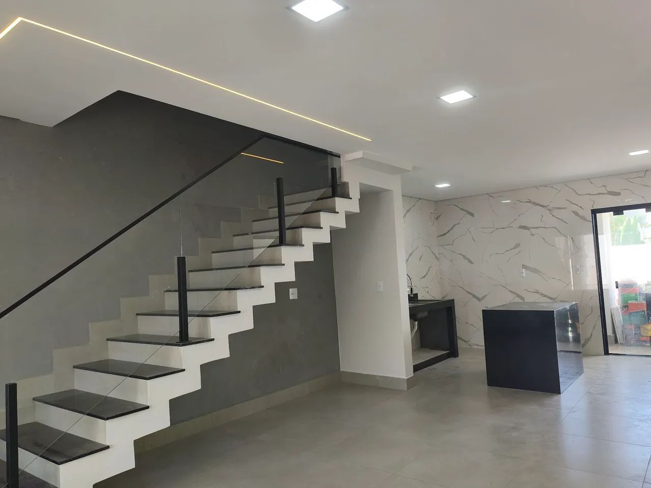 Casa Nova de 3Quartos no Santa Marta - Foto 2