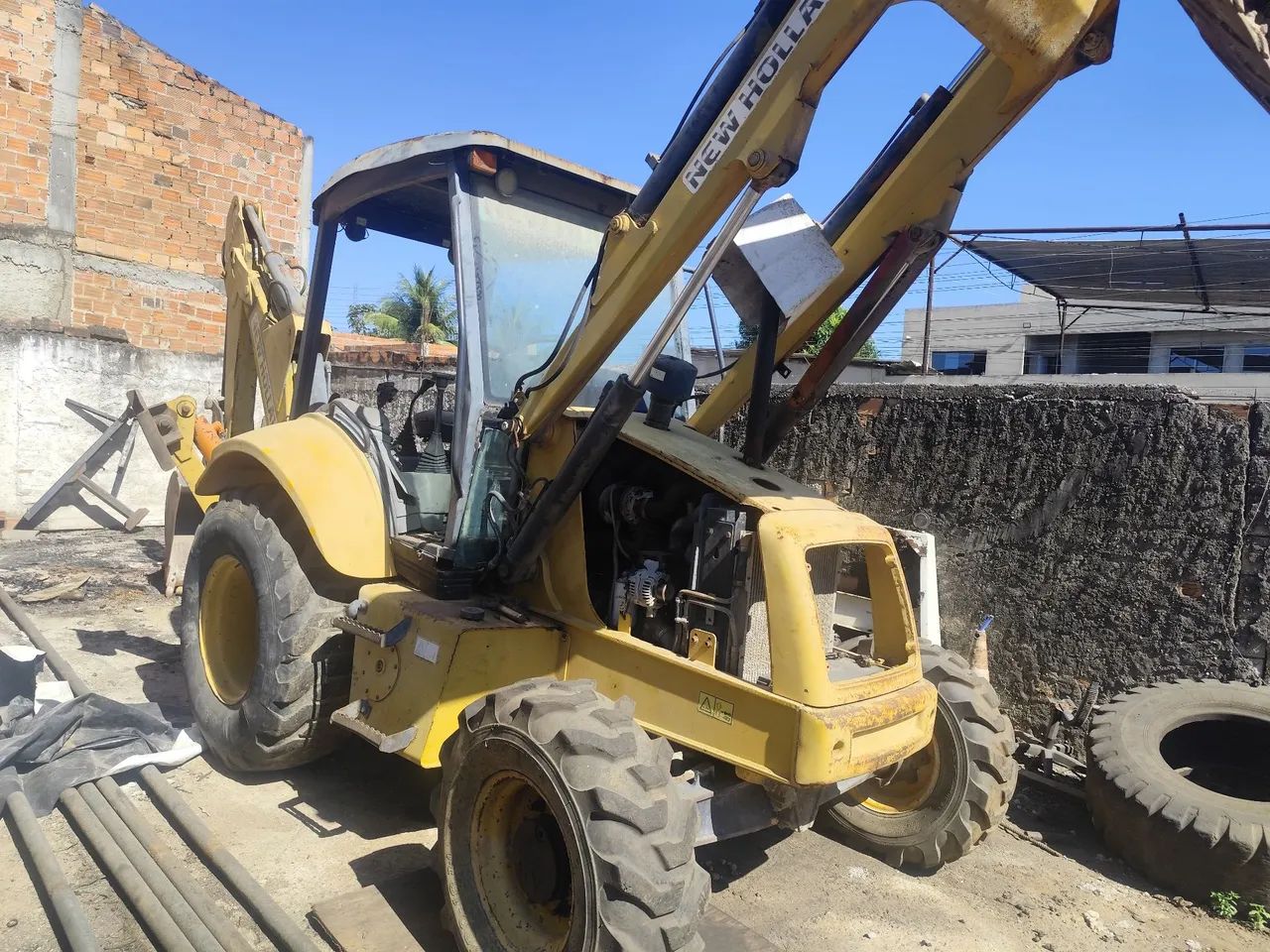 Retro New Holland LB110