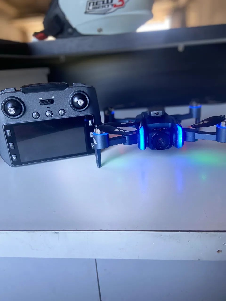 Drone XT808 Completo - Controle com Tela Inteligente (Não precisa de celular) + GPS