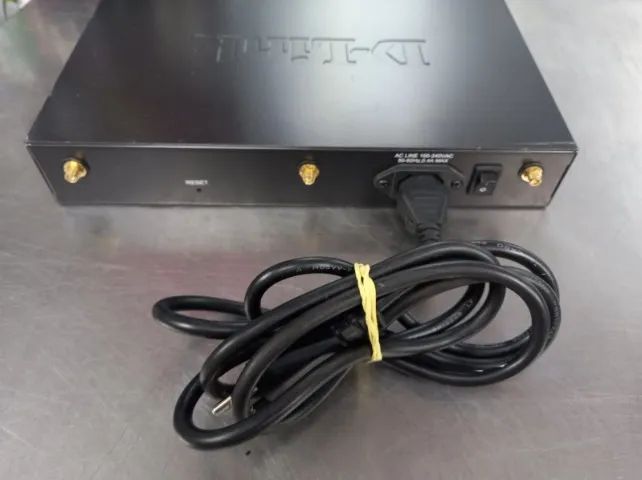 02 Roteadores TP e  D-Link  - Foto 5