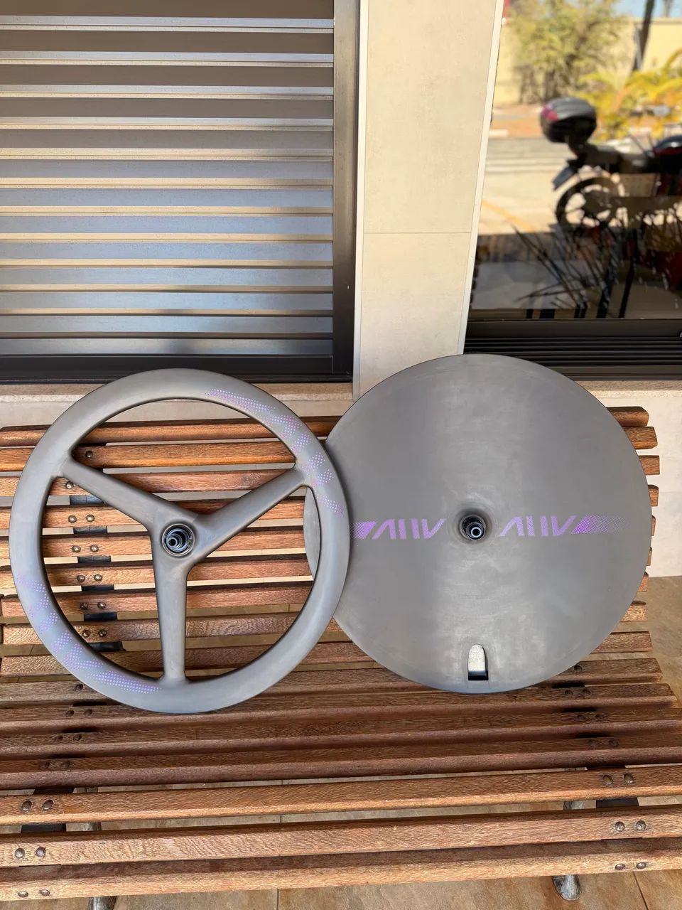 Roda fechada e 3 spokes  - Foto 2