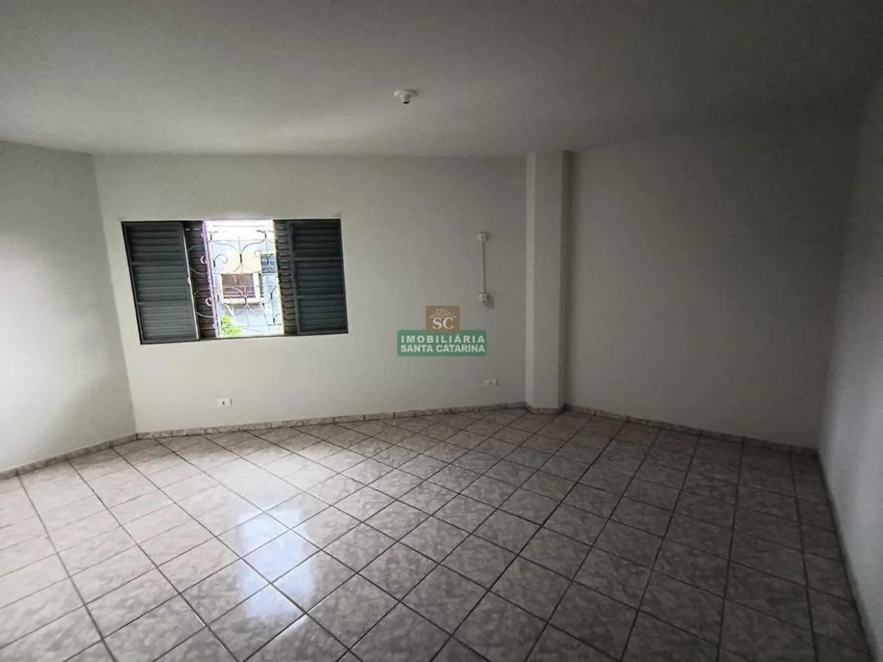 ALUGA SOBRELOJA COM 100M² E 03 QUARTOS | AV. KAKOGAWA | MARINGÁ - PR - Foto 5