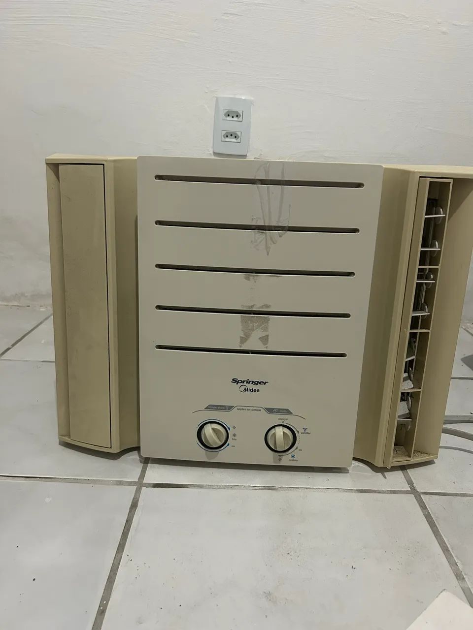 Ar-condicionado 12.000 btus springer Midea