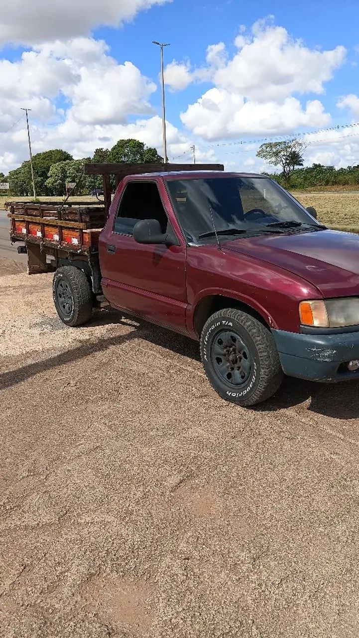 Chevrolet S10 S10 Pick-Up Std. 2.2 MPFI / EFI 1995