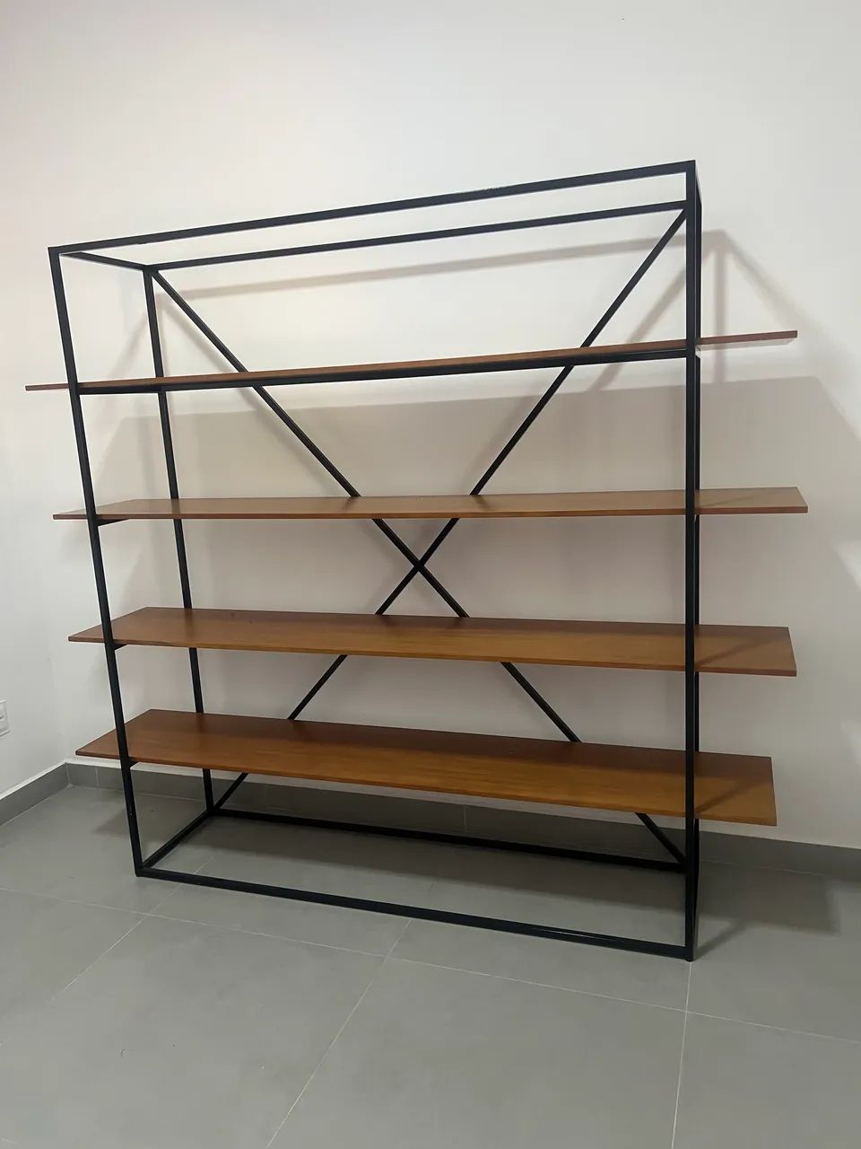 Estantes - Foto 2
