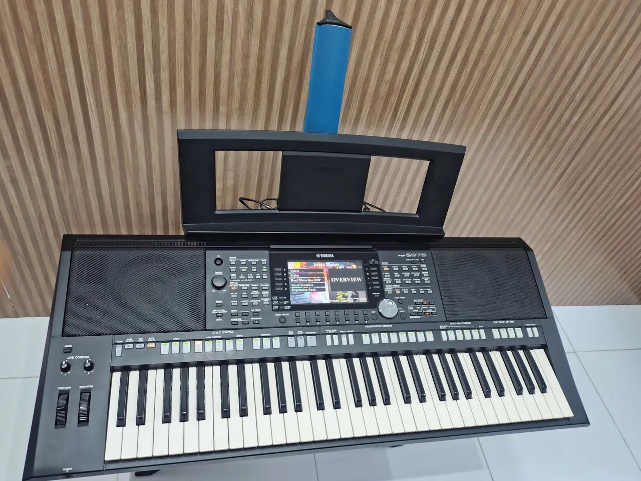 Teclado Yamaha PSR S975 - Foto 2