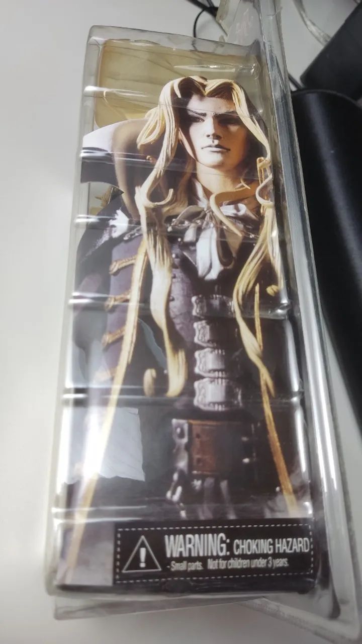 Lacrado - Action Figure Alucard Neca - Foto 3