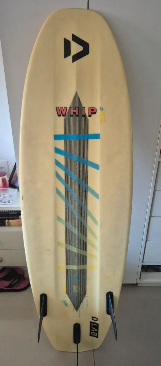 Prancha duotone whip dlab kite surf com quilhas - Foto 2