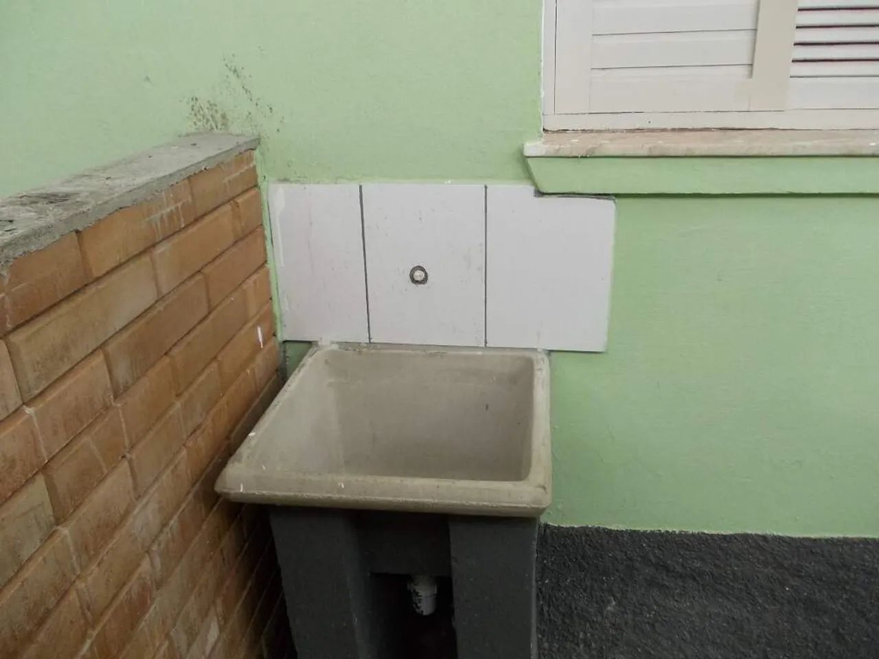 Casa térrea tipo Kit Net de 30 m² com 01 Dorm.!!! - Cód.: 1448 - - Foto 2