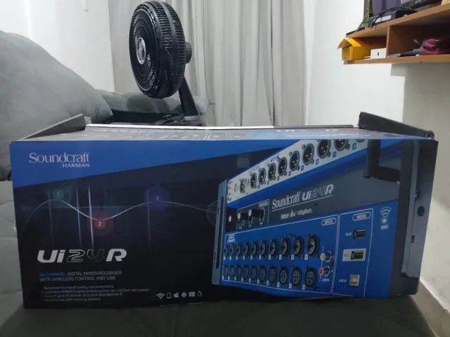 Mesa de som UI24R - Foto 3