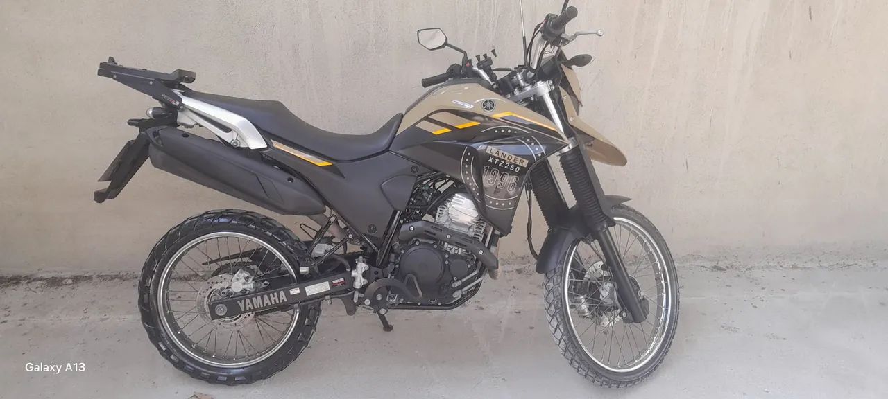 XTZ 250 Lander 2024 - Foto 4