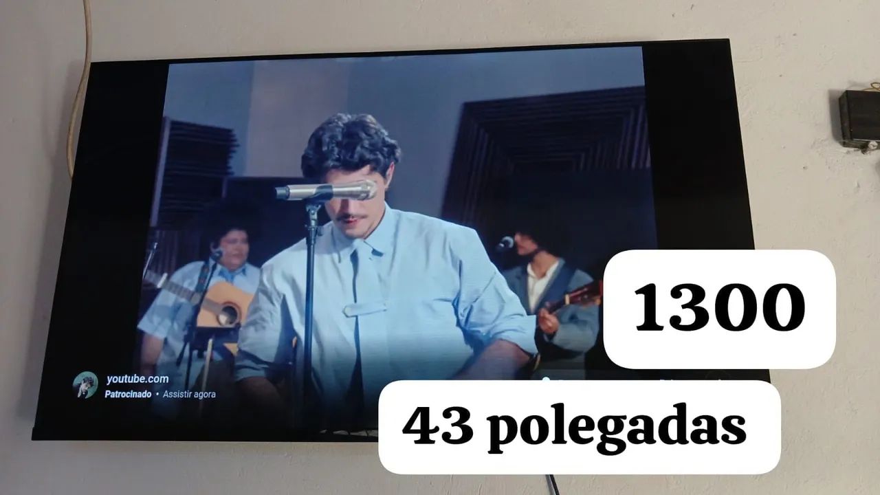 Televisão AOC Roku 
