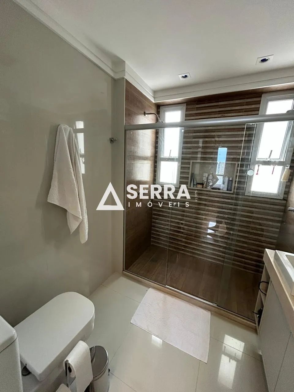 Patamares | 4/4 com 2 Suítes | 155m² | Andar Alto | 3 Vagas | Total Conforto e Segurança - Foto 12