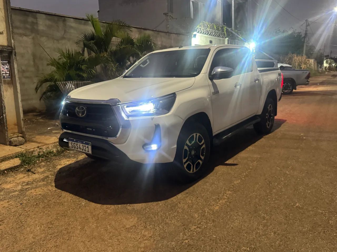 Toyota Hilux Hilux CD SRX 4x4 2.8 TDI 16V Diesel Aut. 2023