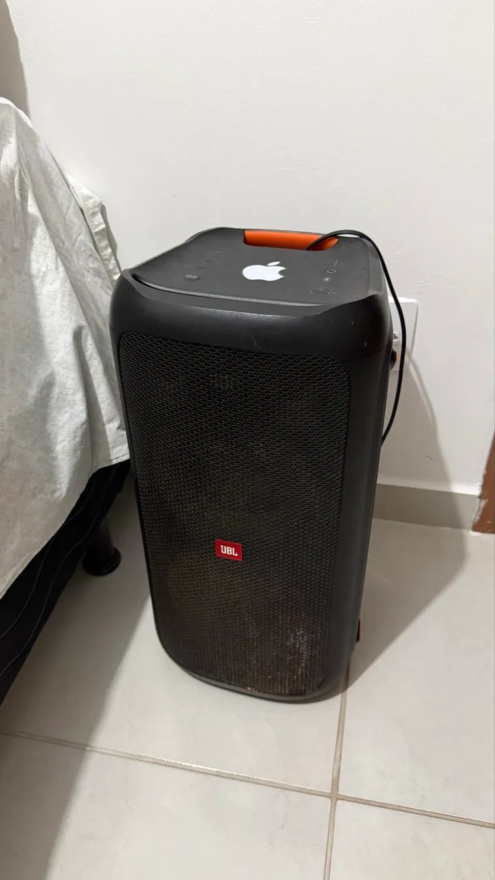 JBL PartyBox 100