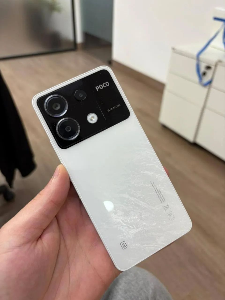 POCO X6 5G 256GB MUITO CONSERVADO COM CAIXA - Foto 2