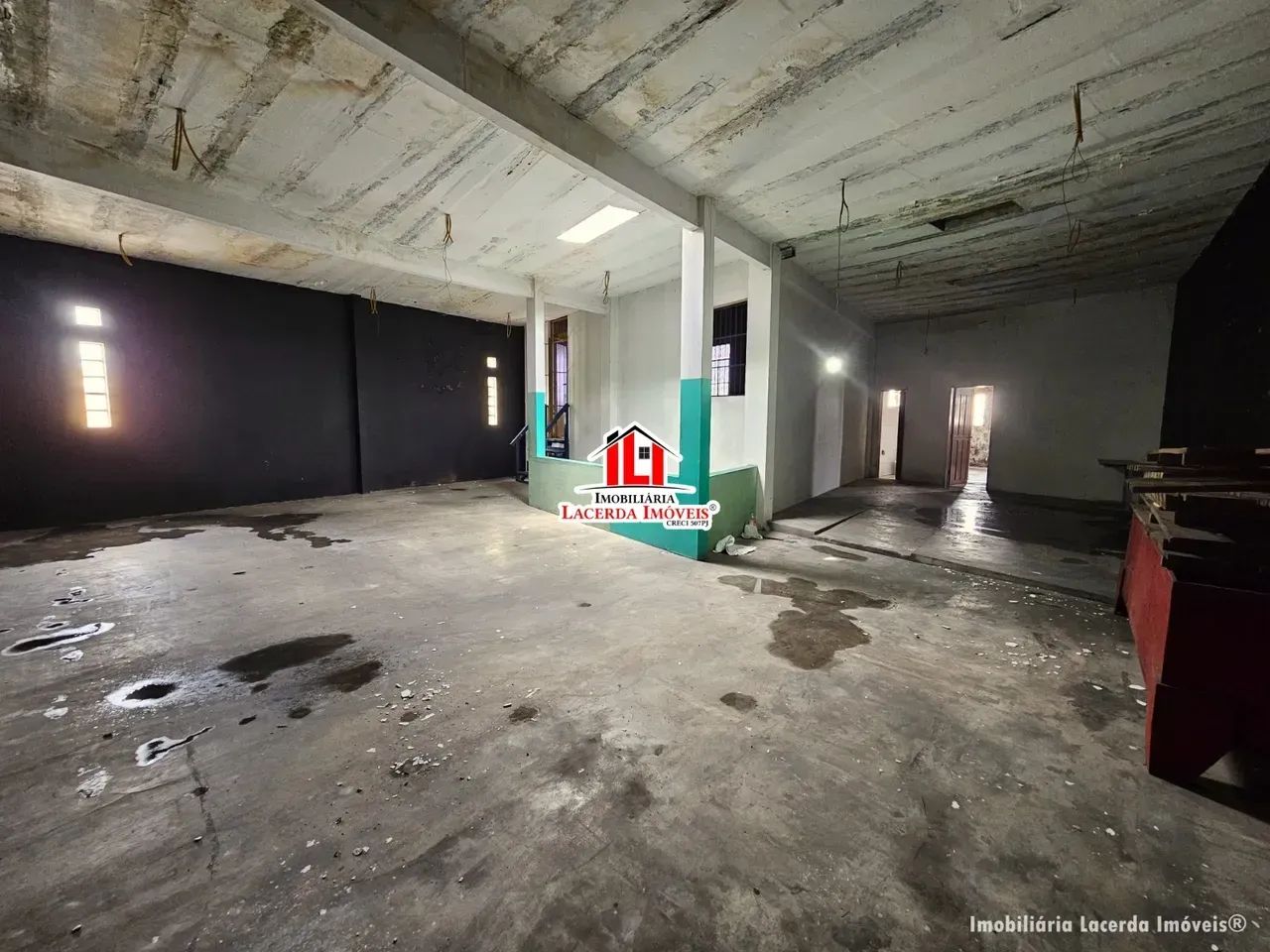 Prédio Comercial no Centro de Esquina com térreo + pavimento - Foto 5