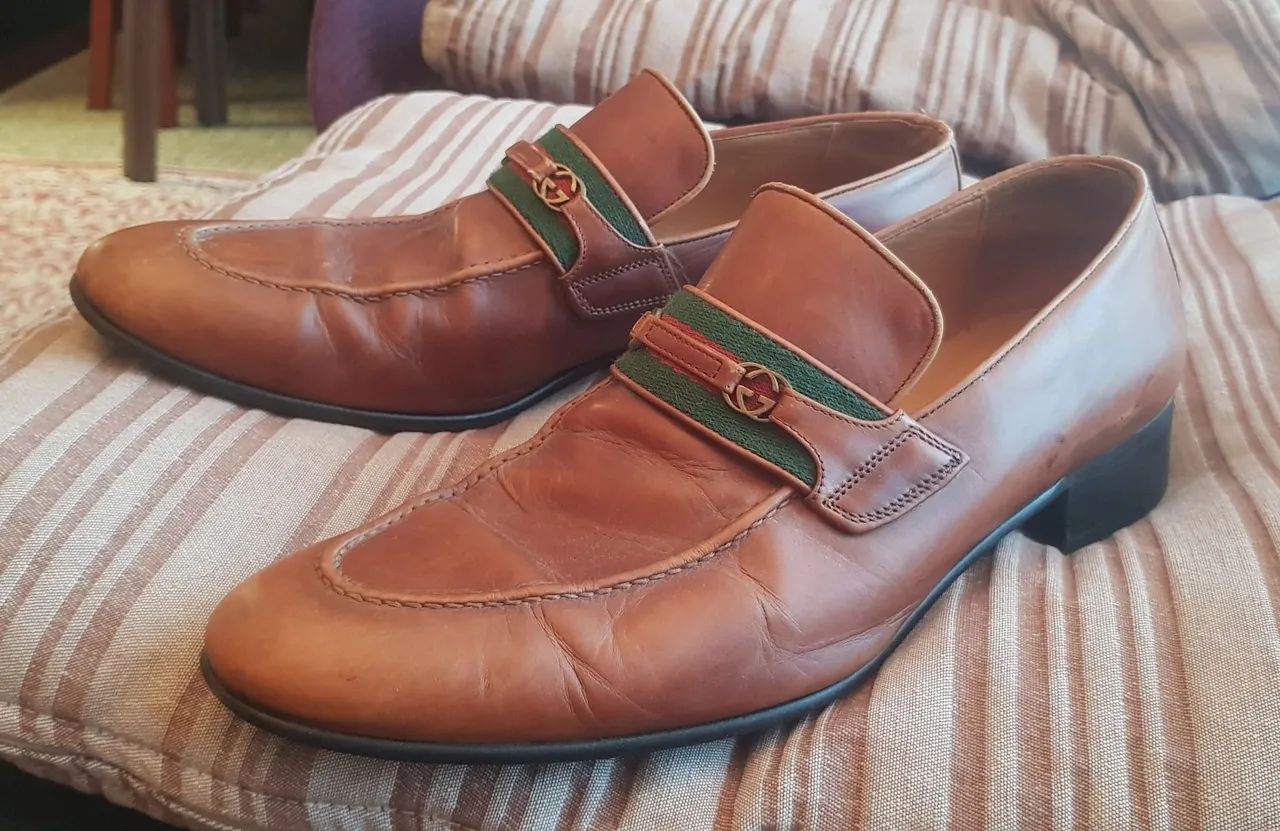 Sapato mocassim gucci 
