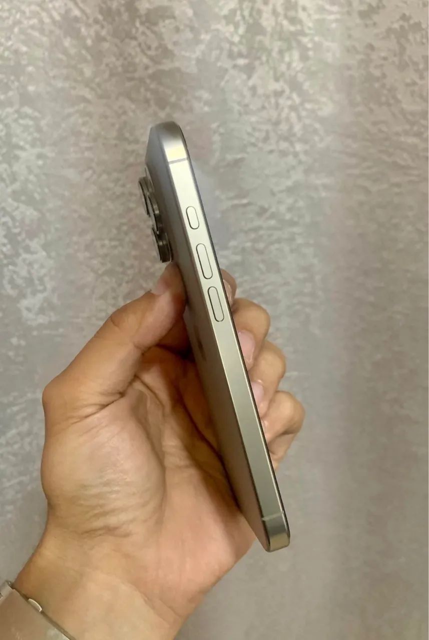 iPhone 16 pro max 256 gb bateria 92%  - Foto 3