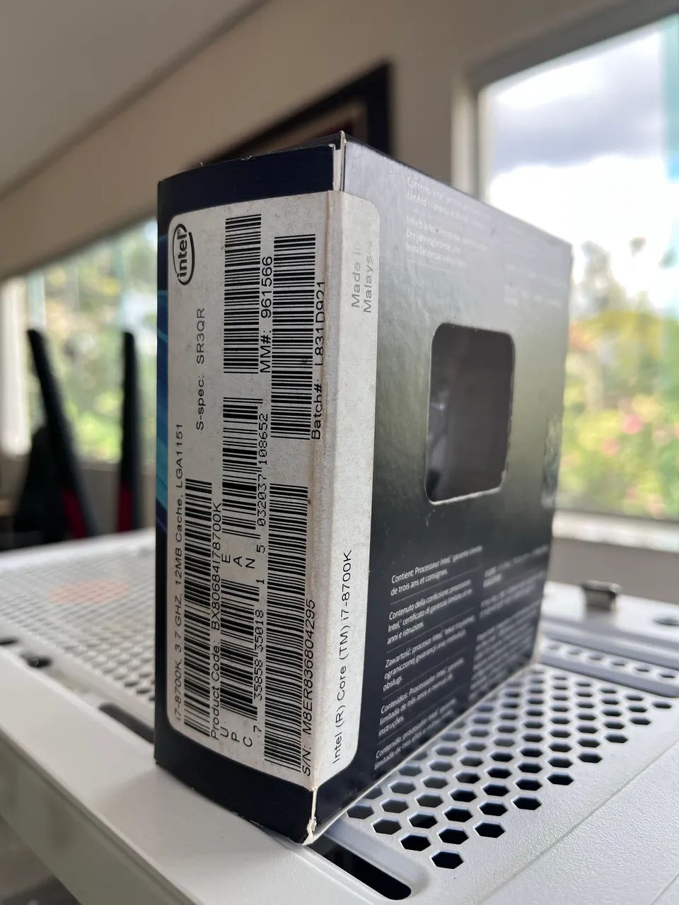 Processador Intel Core i7 8700k com caixa - Processadores